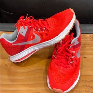 Nike Zoom Winflo 2 Women’s Tennis Shoes